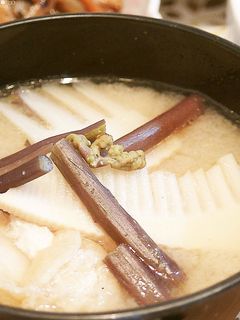 春の味覚♫タケノコとワラビのお味噌汁♡-レシピのメイン写真