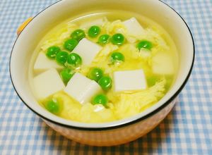 〖春色☆グリンピースとお豆腐のスープ〗-レシピのメイン写真