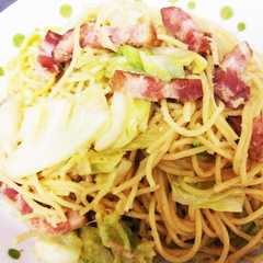 รูปของ 春キャベツとベーコンの和風パスタ☆