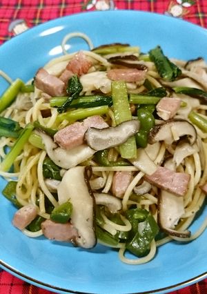 小松菜とベーコンのパスタ-レシピのメイン写真