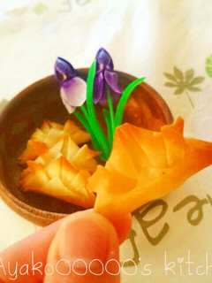 簡単可愛いワンタン/焼売の皮おつまみ♪-レシピのメイン写真