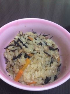 栄養満点!鯖缶で炊き込みご飯-レシピのメイン写真