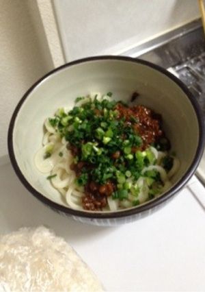 納豆を甘味噌と合挽きであわせました-レシピのメイン写真