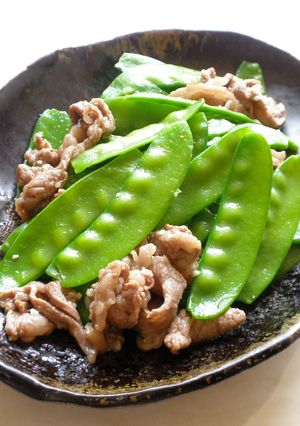 まろやか✿絹さやと牛肉の塩麹炒め-レシピのメイン写真
