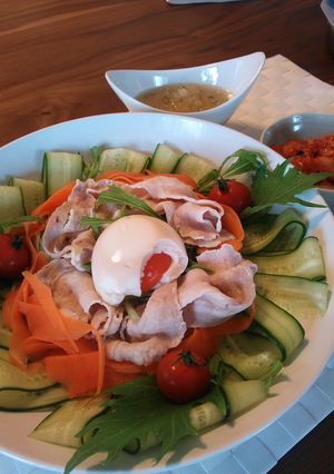 おろしネギだれで★冷しゃぶサラダ冷麺-レシピのメイン写真