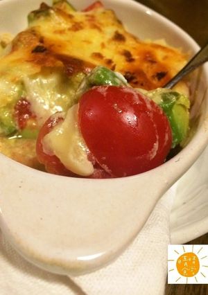 簡単！アボカドとトマトの柚子チーズ焼き-レシピのメイン写真