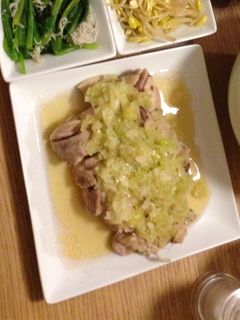 薬味好きによる蒸し鶏のネギ生姜ソースがけ-レシピのメイン写真