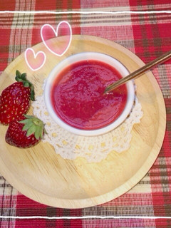 とっても簡単苺ピューレ-レシピのメイン写真