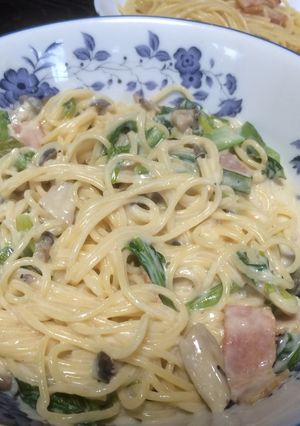 ほうれん草としめじのクリームパスタ-レシピのメイン写真