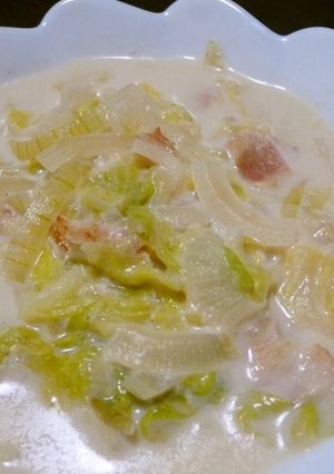 簡単☆キャベツとベーコンのクリーム煮-レシピのメイン写真