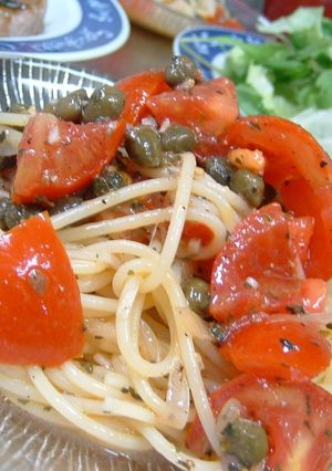 トマトとドライハーブの冷製パスタ-レシピのメイン写真