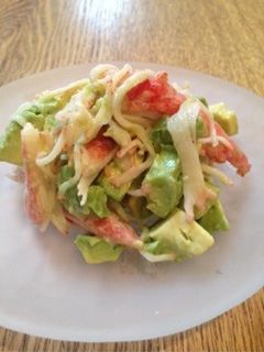 カニカマとアボカドの簡単サラダ-レシピのメイン写真