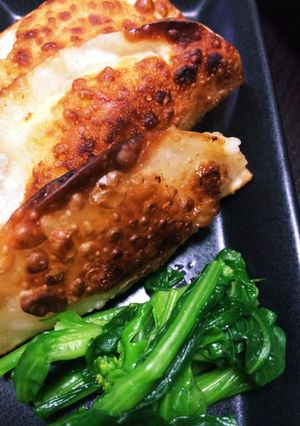 【簡単！】餃子の皮で鶏ムネ肉のチーズ揚げ-レシピのメイン写真