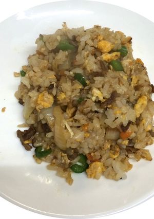 しょうゆバターチャーハン♫野菜入り♪-レシピのメイン写真