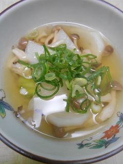 カブとしめじのコンソメスープ-レシピのメイン写真