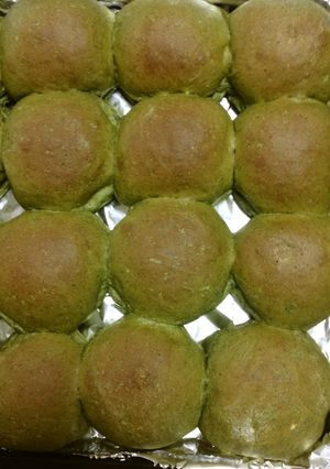 ホームベーカリーで作るよもぎパン-レシピのメイン写真