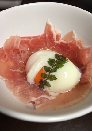 生ハムと温泉卵のお浸し-レシピのメイン写真