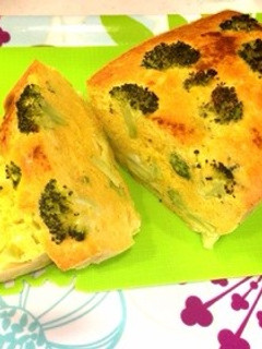 ブロッコリーとチーズのケークサレ♫-レシピのメイン写真