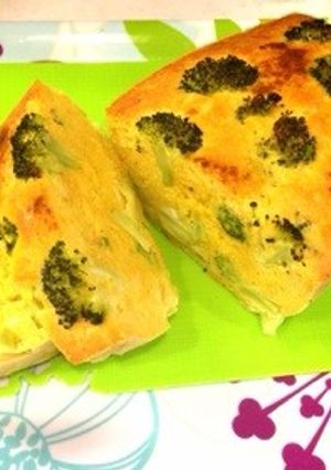 ブロッコリーとチーズのケークサレ♫-レシピのメイン写真