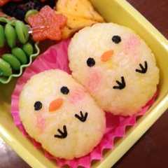 รูปของ 簡単キャラ弁シリーズ☆ヒヨコちゃん♪