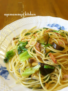 たっぷりレタスとベーコンのパスタ♪-レシピのメイン写真