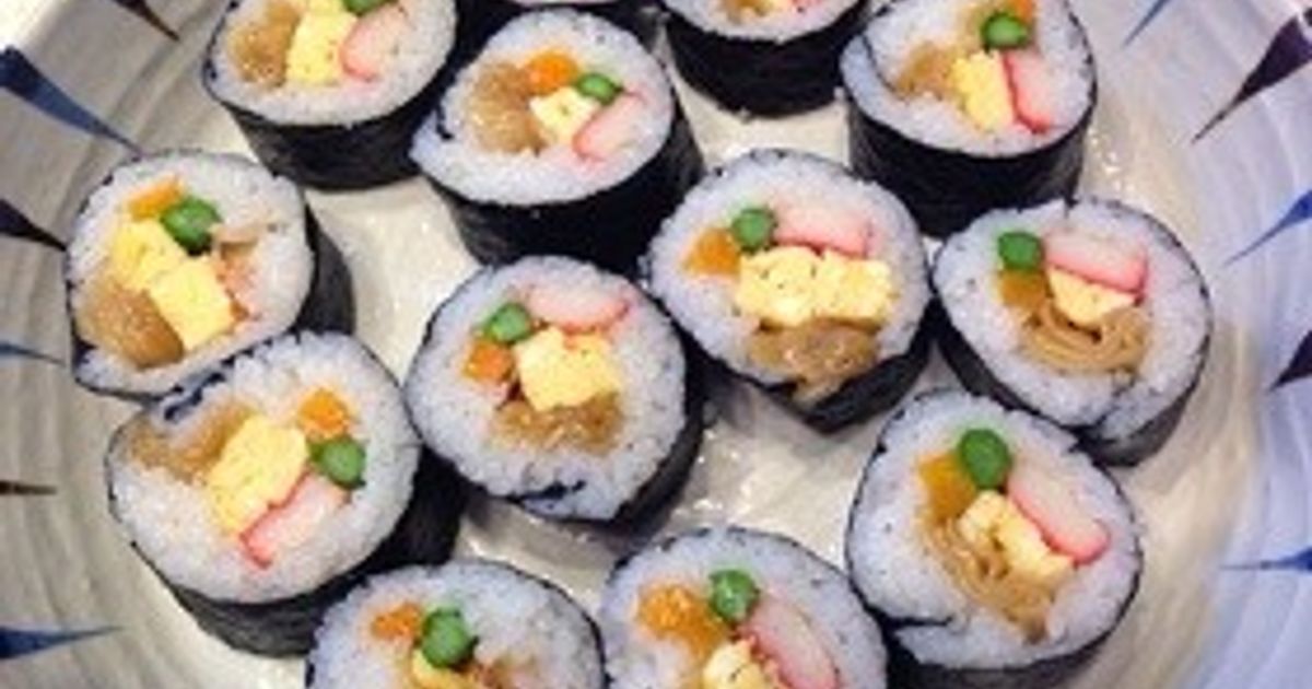 基本からアレンジまで!思わずつくりたくなる「定番の巻き寿司」のレシピ集 | クックパッド