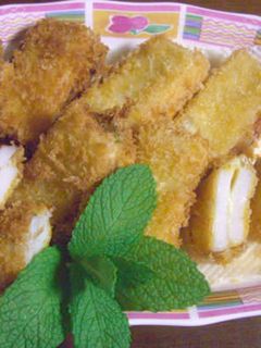 チーズと梅肉のカマボコはさみ揚げ-レシピのメイン写真