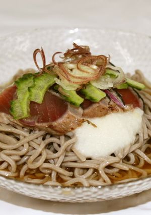 ざるそばと県産初鰹のたたき添え-レシピのメイン写真