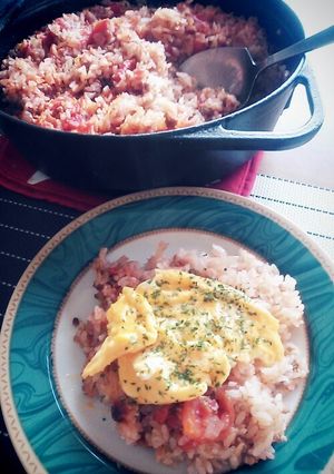 ダッチオーブンで♪オムライス風ごはん-レシピのメイン写真