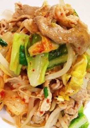 春キャベツともやしの豚キムチ炒め-レシピのメイン写真