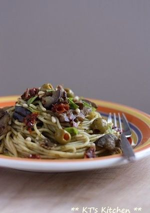 ナスとドライトマトのジェノベーゼパスタ-レシピのメイン写真