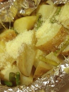 ジャガイモとアスパラのホイル焼き-レシピのメイン写真