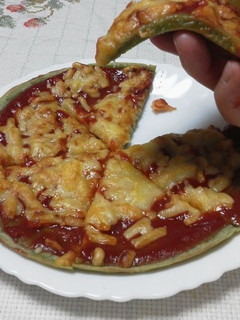 野菜不足解消! グリーンクリスピーピザ-レシピのメイン写真