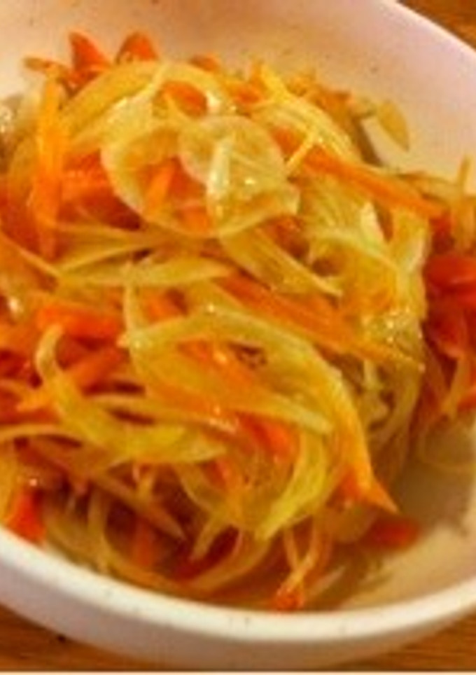 新玉ねぎとにんじんの中華風サラダ-レシピのメイン写真