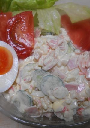 市販の茹でうどんでサラダうどん-レシピのメイン写真