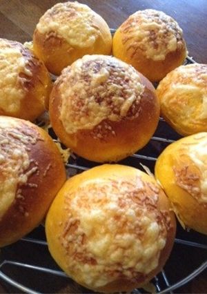 野菜ジュースでチーズパン！！-レシピのメイン写真