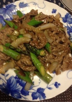 アスパラと牛肉のオイスターソース炒め-レシピのメイン写真