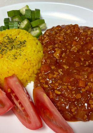 カレールーで作るオクラとトマトのキーマカレー-レシピのメイン写真