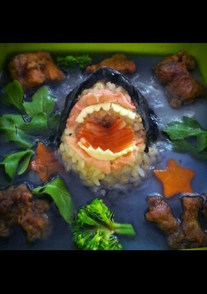 ジョーズ 弁当 サメ キャラ弁-レシピのメイン写真