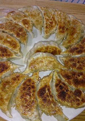 お店みたい？キャベツ✨ジューシー焼き餃子-レシピのメイン写真