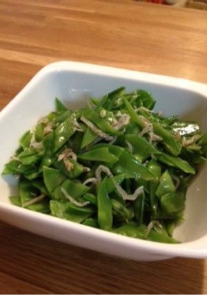 ごま油香る！絹さやとじゃこの和え物-レシピのメイン写真