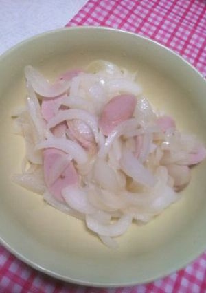 新玉ねぎ魚肉ソーセージ柚子こしょう炒め-レシピのメイン写真