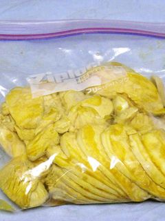 ゆで鶏の醤油漬け(サラダチキン醤油風)-レシピのメイン写真