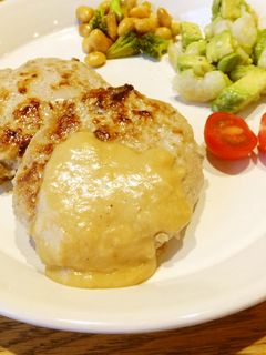 豆腐ハンバーグ…豆腐っぽくない…-レシピのメイン写真