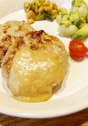 豆腐ハンバーグ…豆腐っぽくない…-レシピのメイン写真