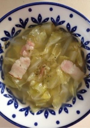 キャベツベーコン玉ねぎのコンソメスープ-レシピのメイン写真