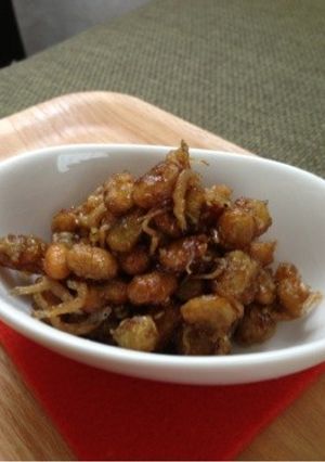子供のオヤツ大豆とカリカリジャコ-レシピのメイン写真