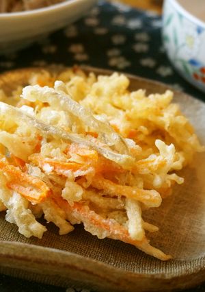 カラッと美味しい牛蒡と人参の天ぷら-レシピのメイン写真