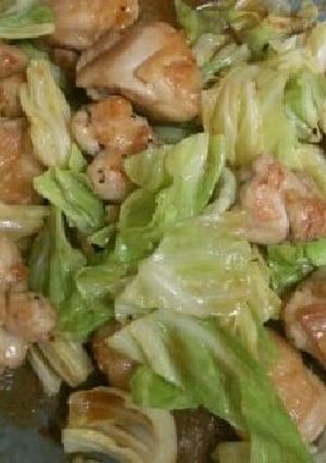 [いとう家の厨]鶏とキャベツのピリ辛炒め-レシピのメイン写真