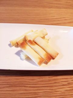 簡単すぎる!春巻きの皮でチーズのおやつ-レシピのメイン写真